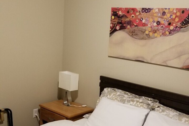 Room 126 of 163