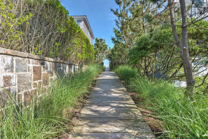 Property Grounds 25 of 40