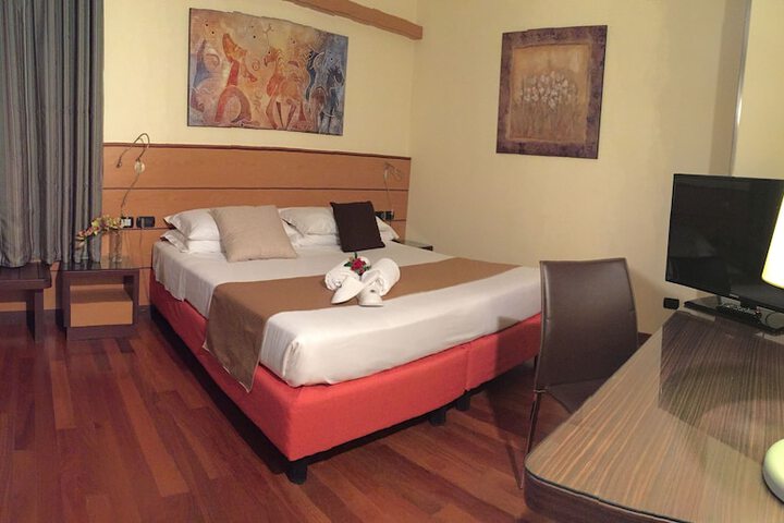 Room 18 of 67