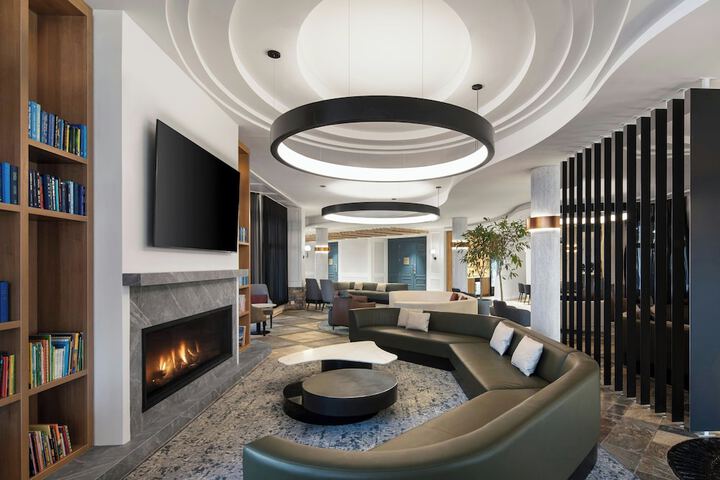 Guest Lobby