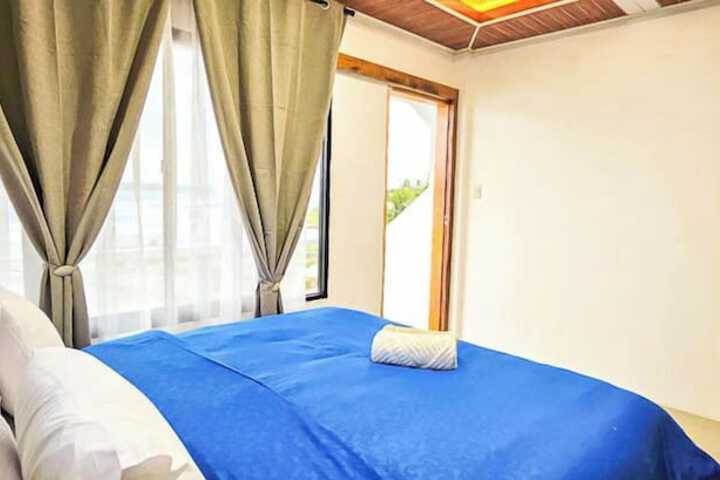 Room 7 of 53