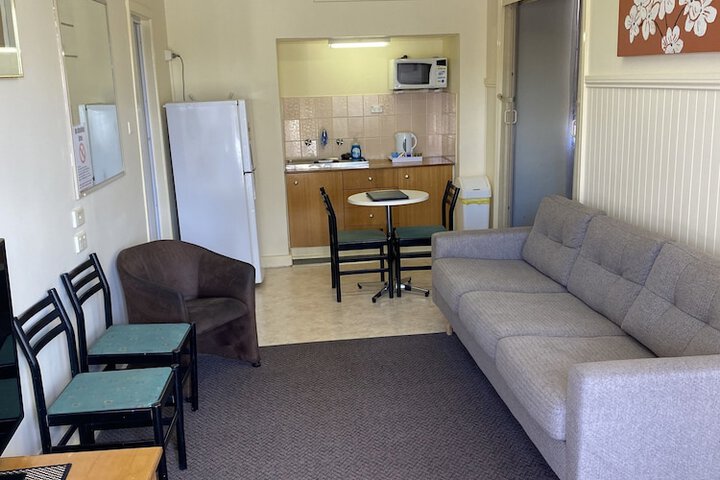 Room 26 of 48