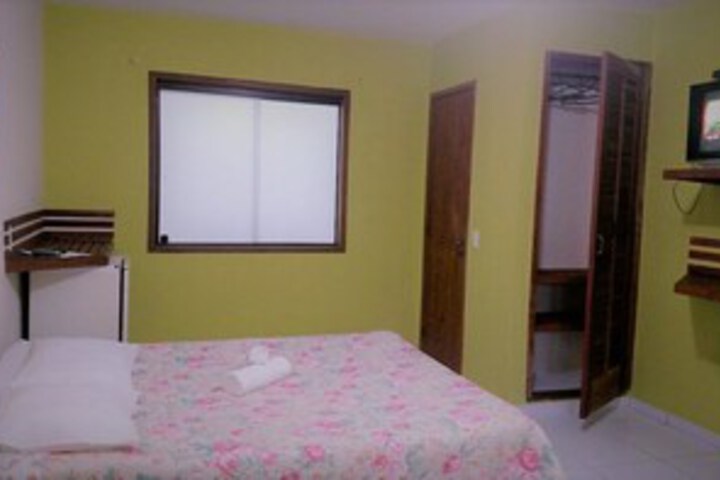Room 20 of 38