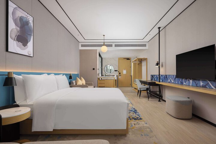 Room 15 of 57
