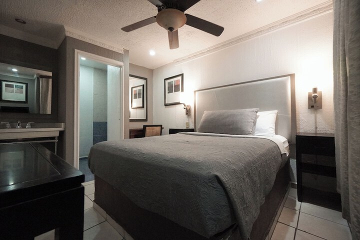 Hotel Tj Plaza in Tijuana
