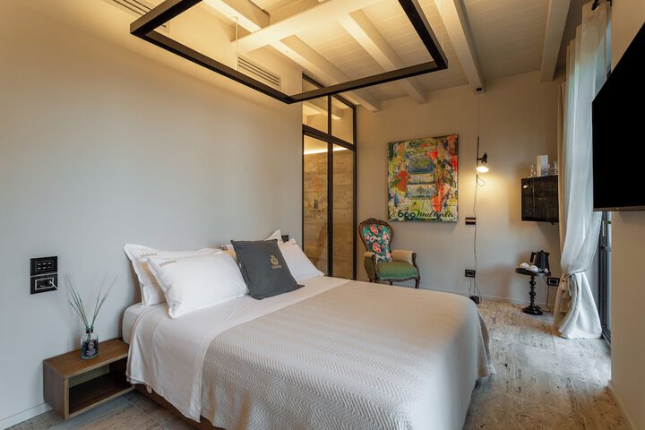Room 20 of 110