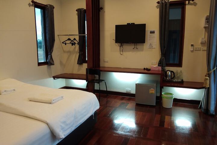 Room 11 of 44