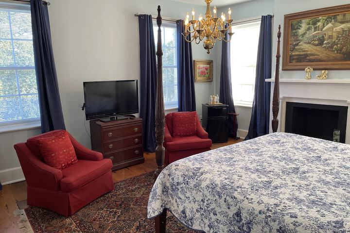 Room 98 of 170