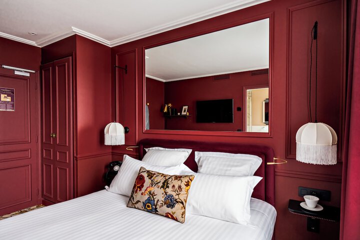 Room 28 of 63