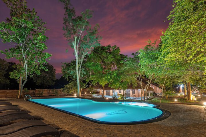 Pool 32 of 62