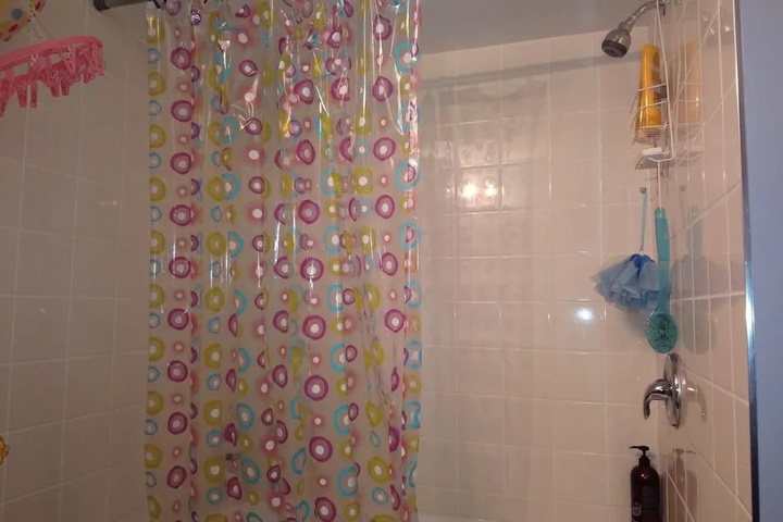 Room 8 of 20