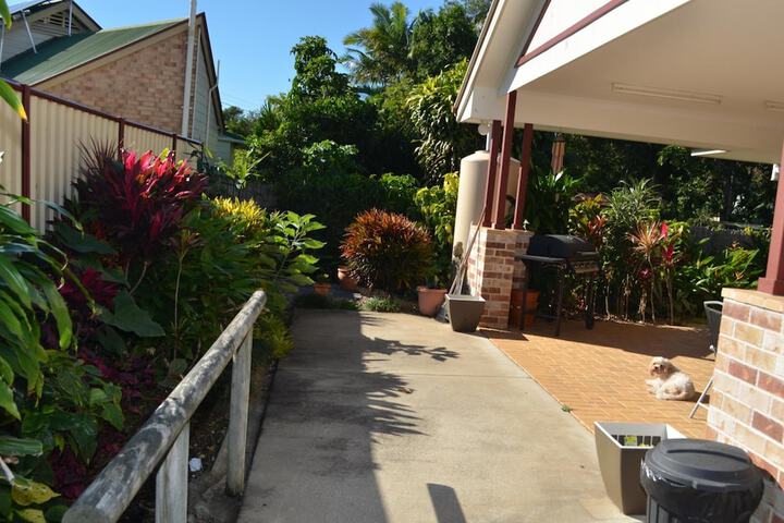 Property Grounds 18 of 30