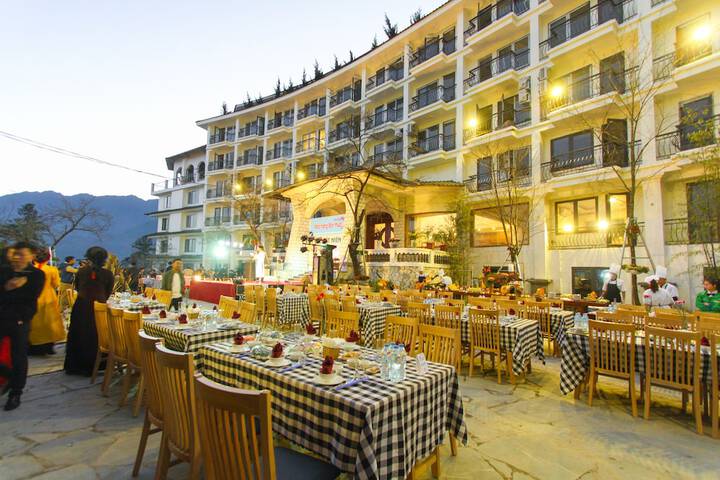 Dining 116 of 122