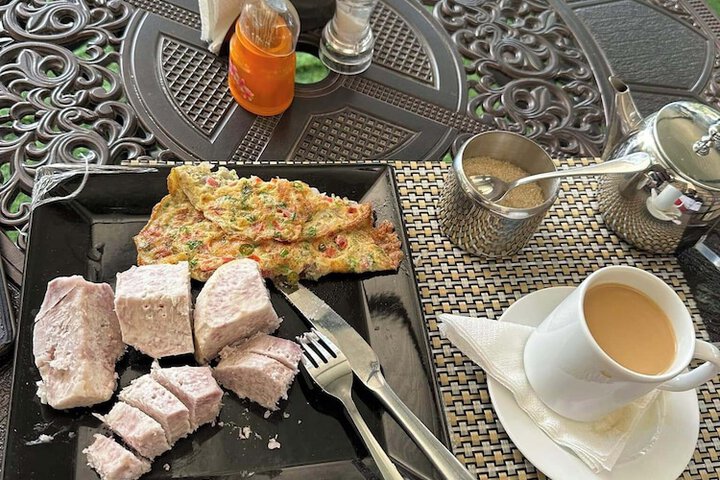 Breakfast/Coffee Service 23 of 39