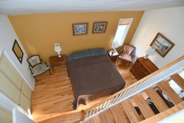 Room 5 of 38