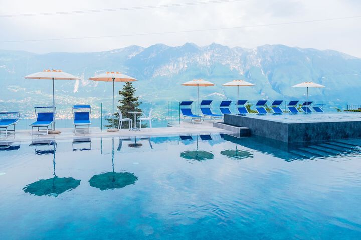 Village Hotel Lucia