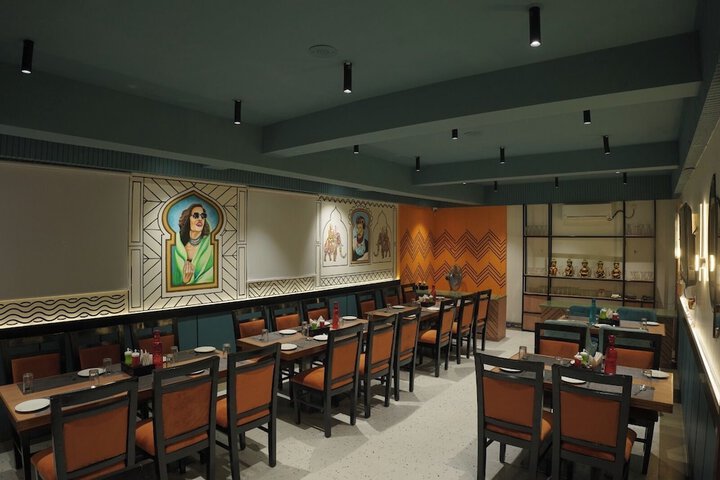 Dining 21 of 29