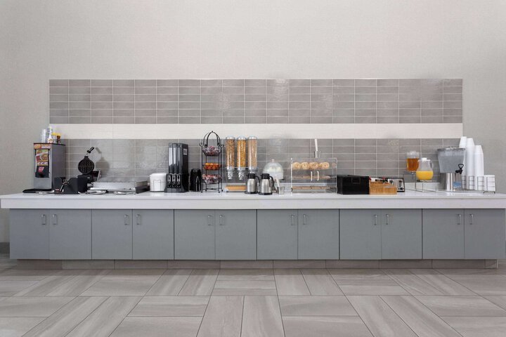 Breakfast/Coffee Service 25 of 29