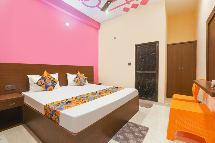 Room 16 of 23