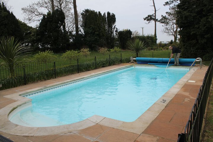 Pool 59 of 84