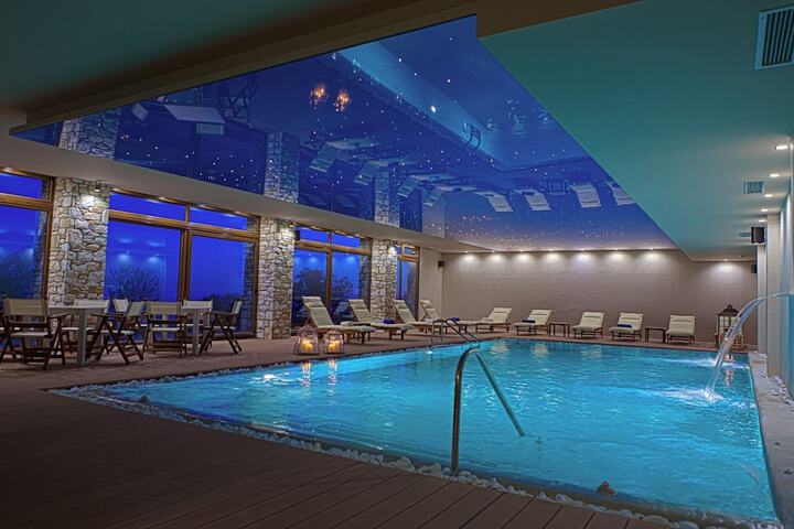 Pool 85 of 135