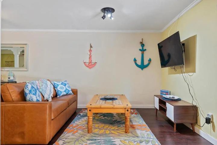 Image of Santa Barbara Cozy Studio with Private Patio