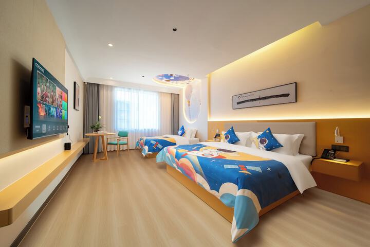 Room 15 of 67