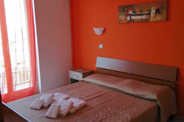 Room 34 of 130
