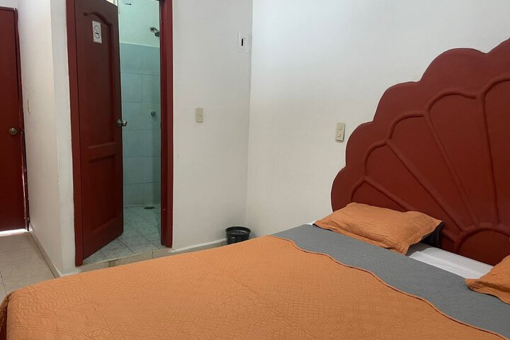 Room 8 of 14