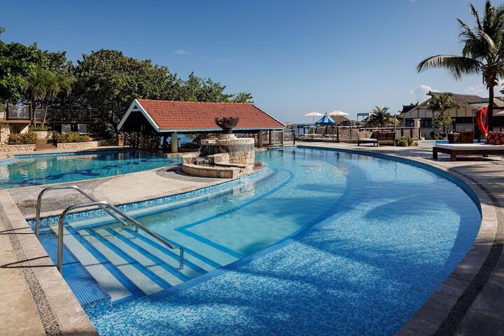 Pool 66 of 121