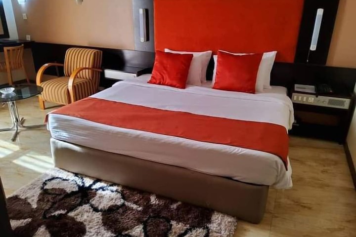 Room 12 of 45