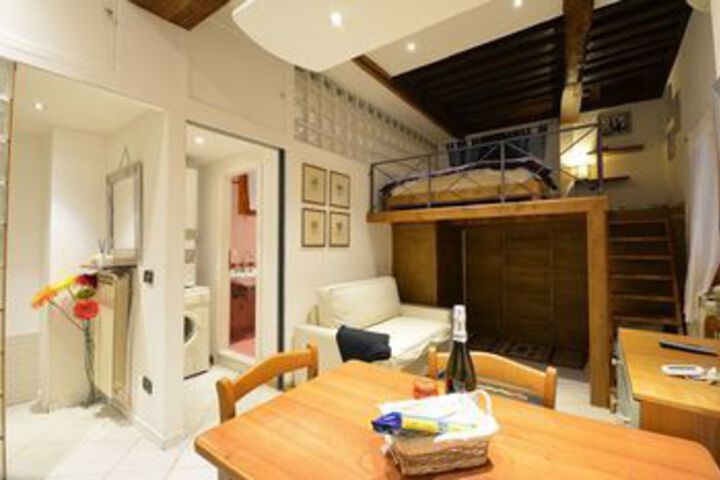 Room 8 of 23