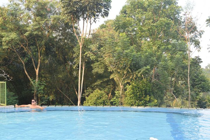Pool 80 of 135