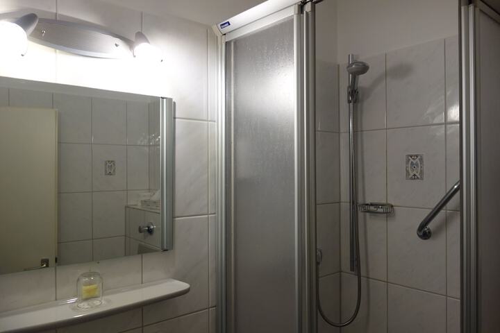 Room 25 of 50