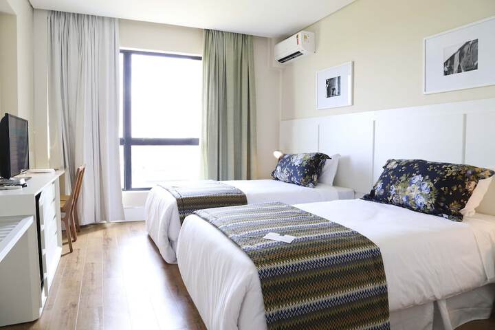 Room 5 of 73