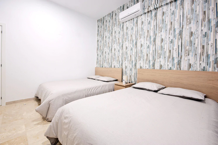 Room 3 of 4