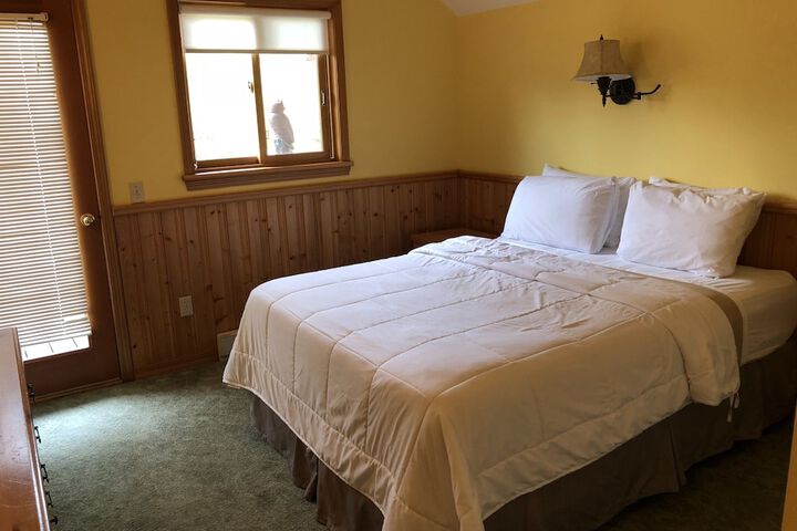 Room 38 of 186