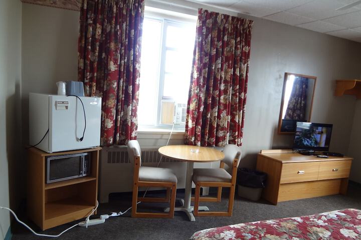Room 35 of 63