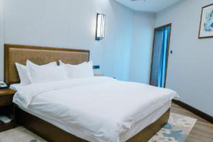 Room 21 of 23