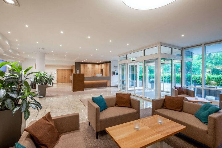 Guest Lobby