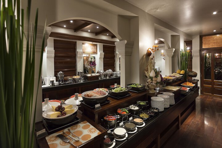 Breakfast/Coffee Service 77 of 142