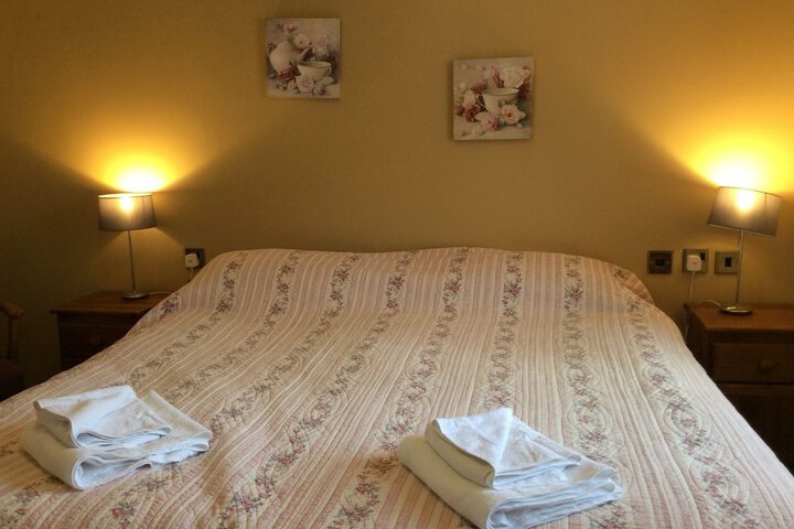 Room 12 of 27