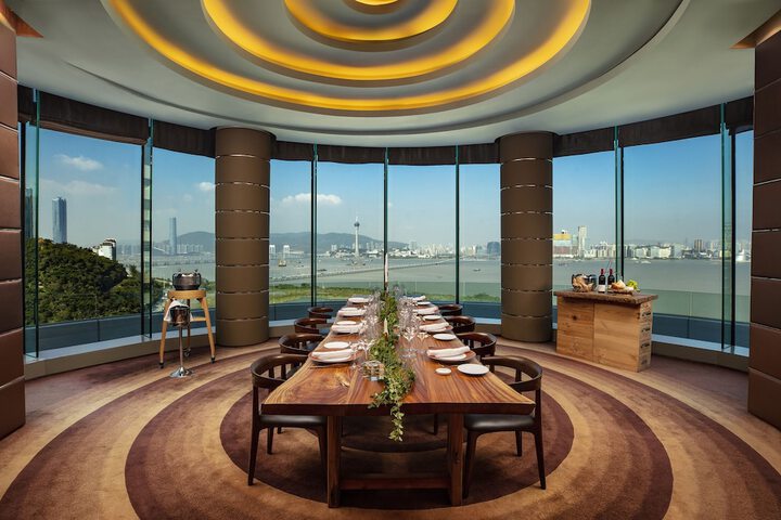 Dining 46 of 87