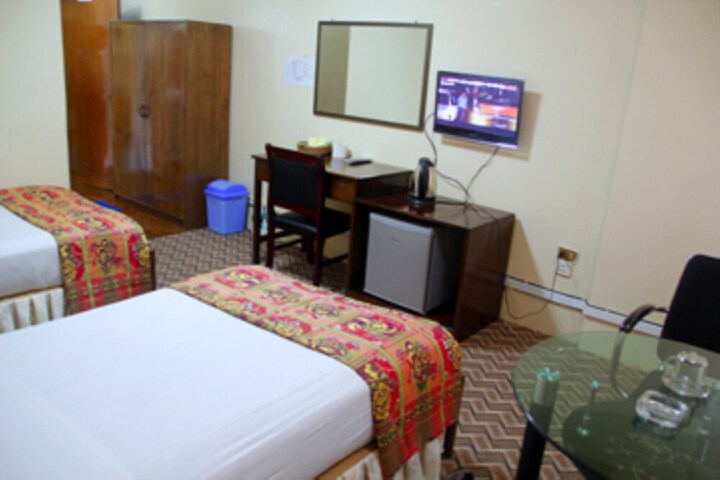 Room 7 of 26