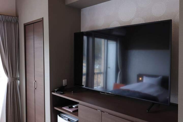 Room 25 of 95
