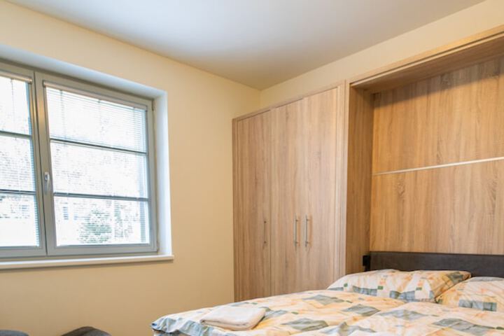 Room 36 of 194