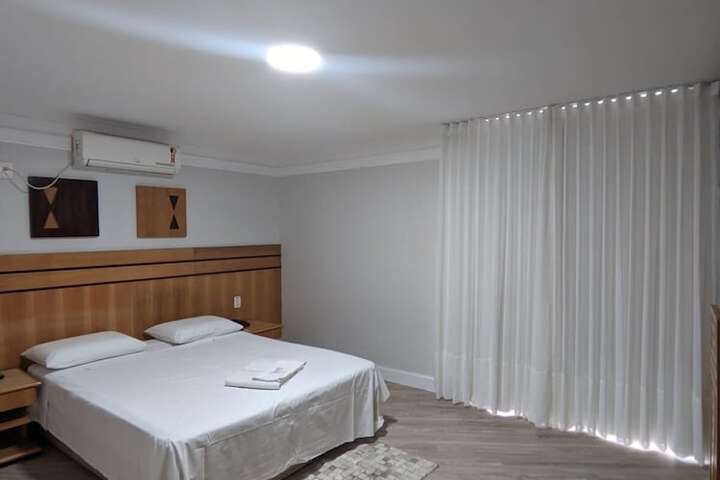 Room 21 of 40