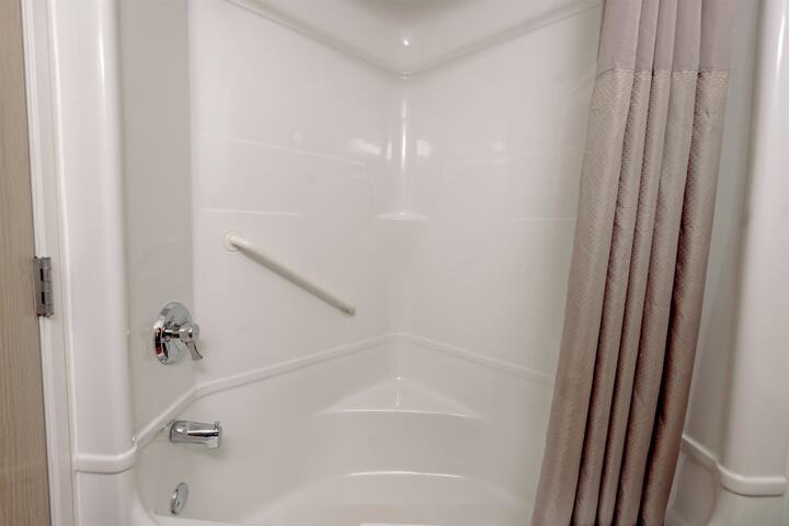 Queen Room Disability Accessible (1 of 23)