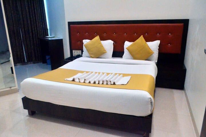 Room 15 of 23