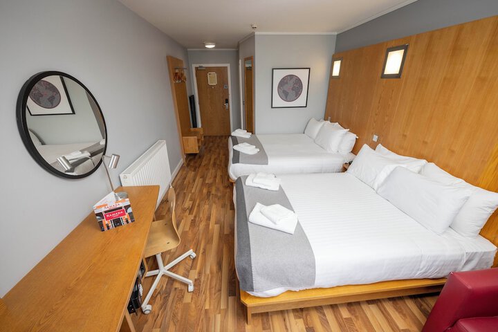 Room 11 of 46